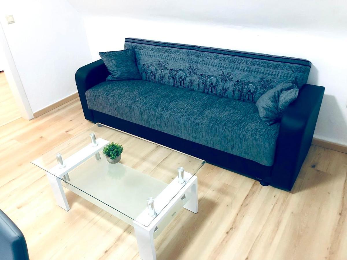 Wohnung Mit Neuem Bad Und Kueche Гельзенкирхен Экстерьер фото